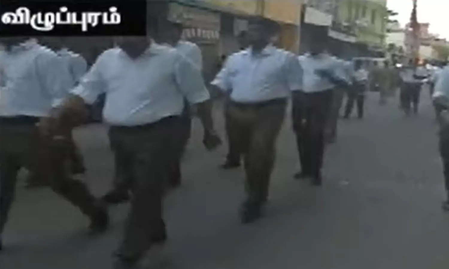 ஆர்.எஸ்.எஸ். ஊர்வலம்: விழுப்புரத்தில் பலத்த போலீஸ் பாதுகாப்பு ஆர்.எஸ்.எஸ். ஊர்வலம்: விழுப்புரத்தில் பலத்த போலீஸ் பாதுகாப்பு