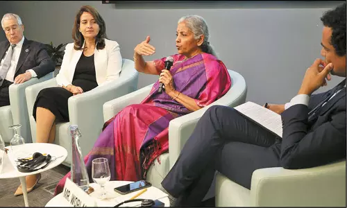 நடப்பு நிதி ஆண்டில் இந்தியாவின் பொருளாதார வளர்ச்சி வீதம் 7 சதவீதமாக இருக்கும்: நிர்மலா சீதாராமன்