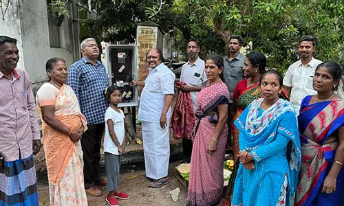 ரூ.14.88 லட்சத்தில் மின் விளக்குகள்-அனிபால் கென்னடி எம்.எல்.ஏ. தொடங்கி வைத்தார்