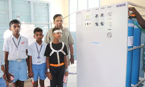 பள்ளி-கல்லூரிகளுக்கு ரூ.4.83 லட்சம் மதிப்பீட்டில் ஆர்.ஒ எந்திரம்