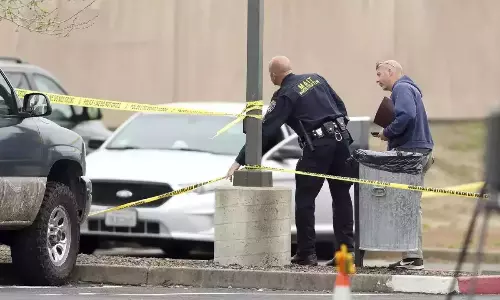 கேளிக்கை விடுதியில் பிறந்தநாள் கொண்டாட்டம்- துப்பாக்கிச்சூடு தாக்குதலில் 4 பேர் பலி