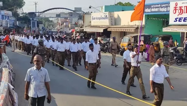 நாமக்கல்லில் ஆர்.எஸ்.எஸ். பேரணி நாமக்கல்லில் ஆர்.எஸ்.எஸ். பேரணி