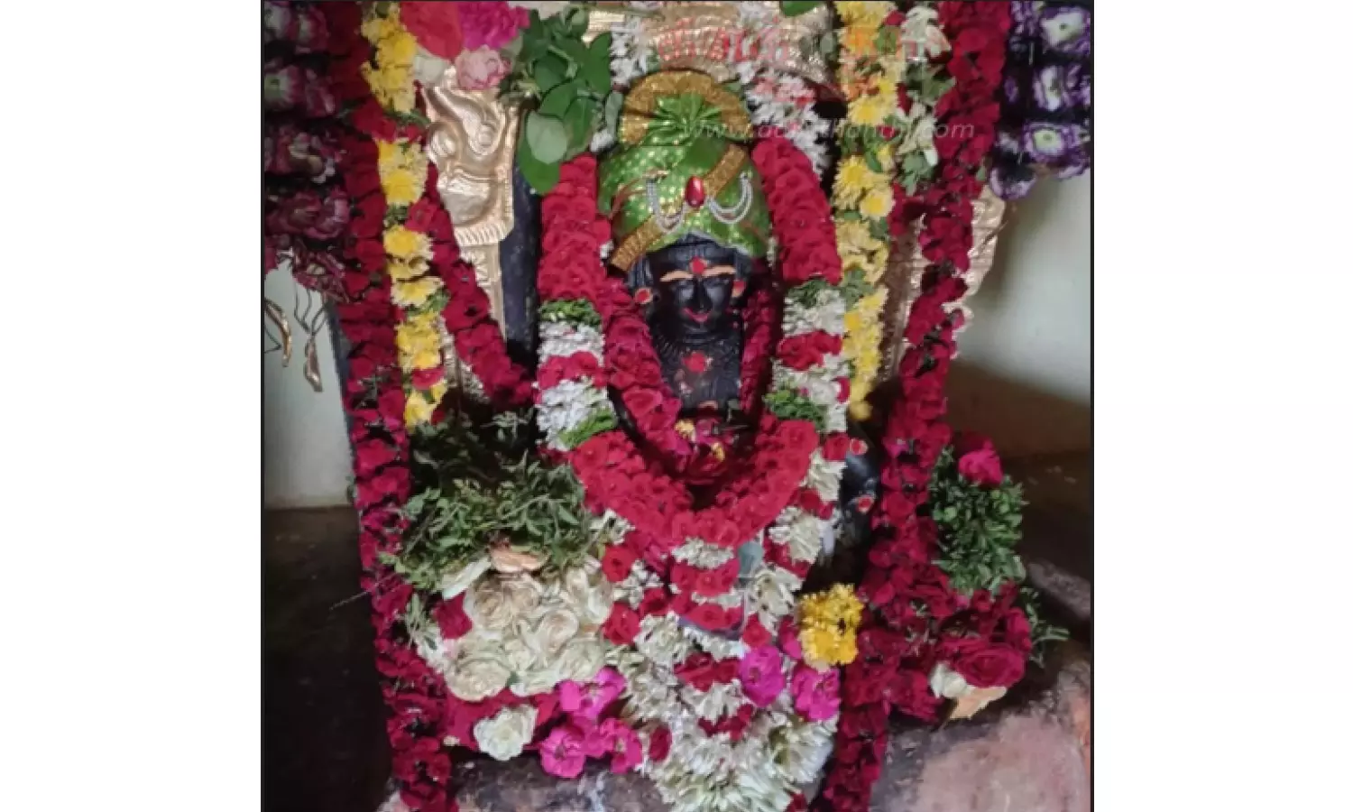 அய்யப்பன் கோவிலில் சிறப்பு அபிஷேகம்