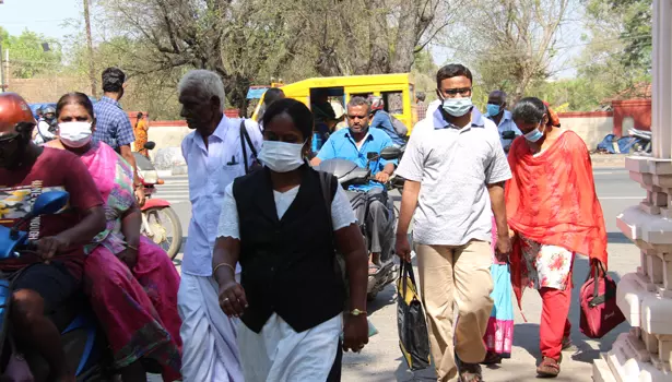 சேலம் ஒருங்கிணைந்த நீதிமன்றத்தில்இன்று முதல் முக கவசம் அணிவது கட்டாயம் ஆனது சேலம் ஒருங்கிணைந்த நீதிமன்றத்தில்இன்று முதல் முக கவசம் அணிவது கட்டாயம் ஆனது