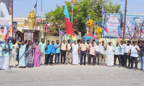 ஆணவ படுகொலையை கண்டித்து விடுதலை சிறுத்தை கட்சியினர் கண்டன ஆர்ப்பாட்டம்