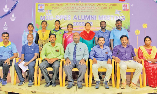 நெல்லை பல்கலைக்கழகத்தில் முன்னாள் மாணவர்கள் சந்திப்பு கூட்டம்