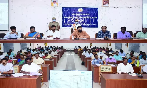 கள்ளக்குறிச்சியில்  மக்கள் குறை தீர் கூட்டத்தில் 557 மனுக்கள் பெறப்பட்டது