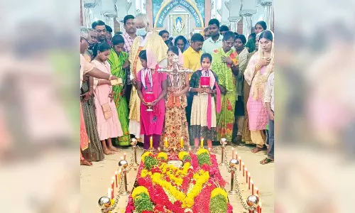 பூண்டி மாதா பேராலயத்தில் லூர்துசேவியர் அடிகளார் நினைவு நாள் அனுசரிப்பு