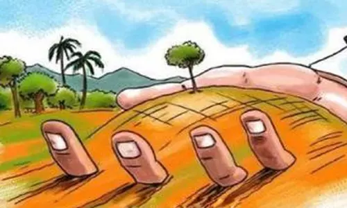 ரூ. 1 ½ கோடி நிலத்தை அபகரித்த மருமகள்