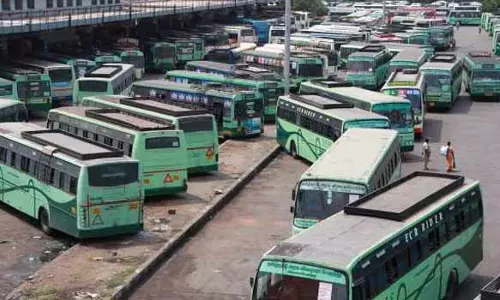 போக்குவரத்து கழகங்களில் காலி இடத்தை நிரப்ப கோரி சி.ஐ.டி.யூ. வேலைநிறுத்த நோட்டீசு