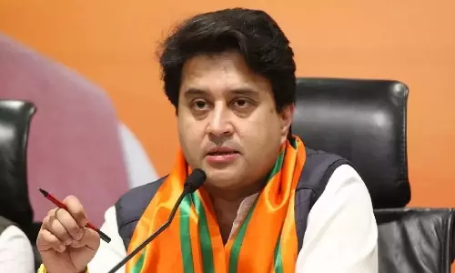 மத்திய மந்திரி ஜோதிர் ஆதித்யா சிந்தியாவுக்கு கொரோனா