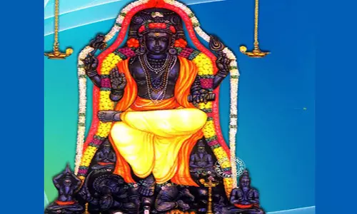 கோவில்பாளையம் காலகாலேஸ்வரர் கோவிலில் குருபெயர்ச்சி விழா