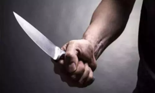 மேட்டுப்பாளையத்தில் கூலித்தொழிலாளிக்கு கத்திக்குத்து