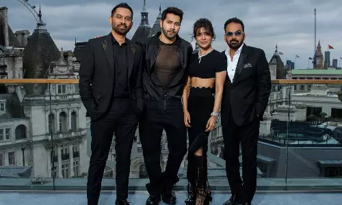 சிட்டாடல் வெப் தொடர் விழாவில் கலந்துக் கொண்ட சமந்தா.. வைரலாகும் புகைப்படங்கள்