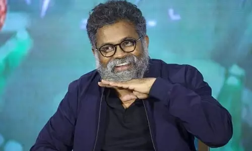 புஷ்பா பட இயக்குனர் வீட்டில் வருமான வரித்துறையினர் திடீர் சோதனை