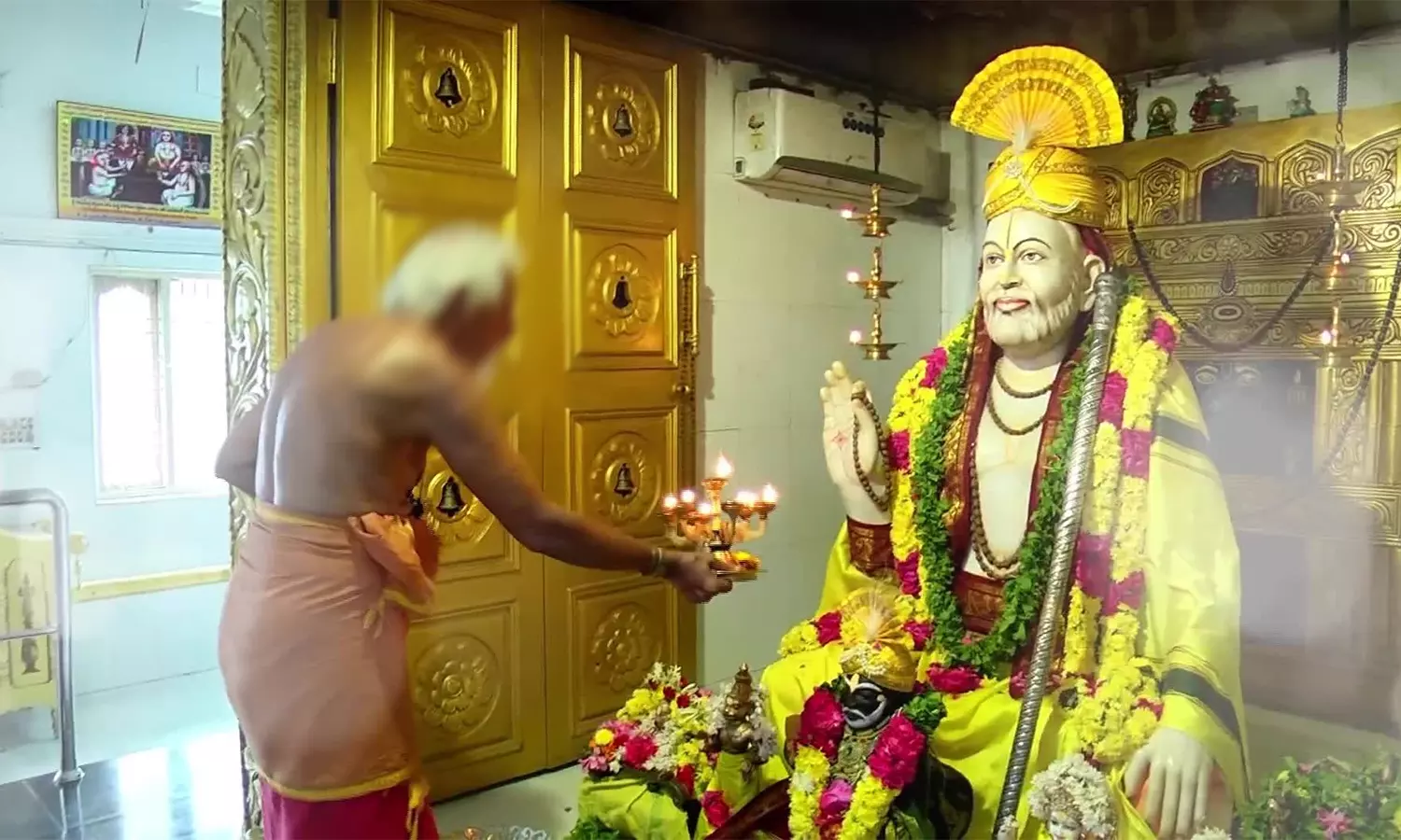 ஆன்மிகம்: இன்றைய முக்கிய நிகழ்வுகள் மற்றும் பஞ்சாங்கம் ஆன்மிகம்: இன்றைய முக்கிய நிகழ்வுகள் மற்றும் பஞ்சாங்கம்