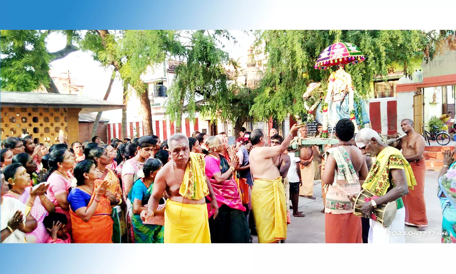 சோழவந்தானில் பிரதோஷ விழா