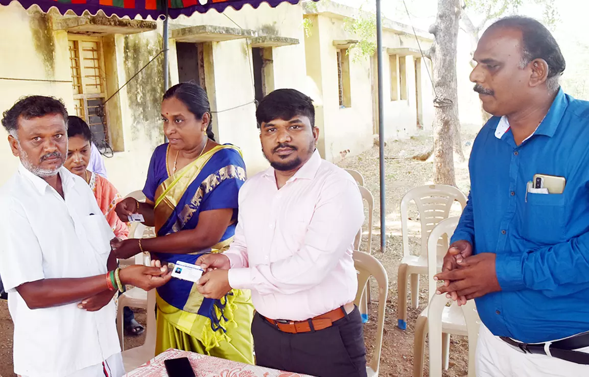 ரூ.5 கோடி மதிப்பில் மீன் குஞ்சு வளர்ப்பு பண்ணை ரூ.5 கோடி மதிப்பில் மீன் குஞ்சு வளர்ப்பு பண்ணை