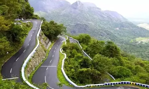 24-ந்தேதி தொடங்குகிறதுஏற்காடு மலைப்பாதையில் சாலை சீரமைப்புப் பணிகள்