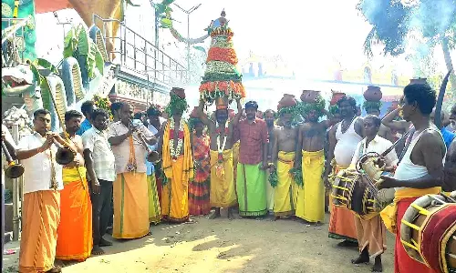 108 அக்னி சட்டி ஏந்தி நேர்த்திக்கடன்