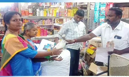 தடை செய்யப்பட்ட பிளாஸ்டிக் பயன்படுத்திய வியாபாரிகளுக்கு அபராதம்