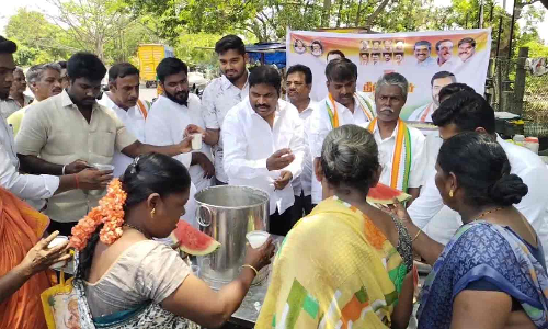 பத்துக்கண்ணு சந்திப்பில் நீர், மோர் பந்தல் திறப்பு