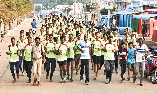 கடலூரில்   தீயணைப்பு துறை சார்பில் மாரத்தான் போட்டி