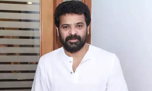 ரம்ஜான் பண்டிகைக்கான சிறப்பு தொழுகையில் இயக்குனர் அமீர்