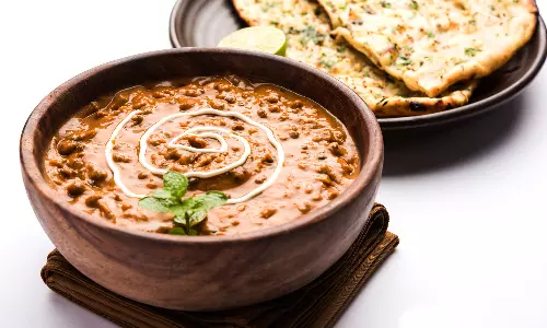 ஹோட்டல் ஸ்டைல் ராஜ்மா தால் மக்னி செய்யலாம் வாங்க...