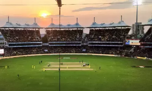 சேப்பாக்கத்தில் ஐபிஎல் பிளே ஆப் போட்டிகள் - ரசிகர்கள் உற்சாகம்