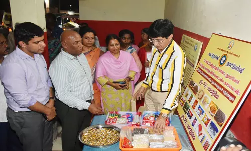 முண்டியம்பாக்கம் மருத்துவமனை அருகில் ஒரத்தூர் பிரிவு சாலை வரை மேம்பாலத்தை நீட்டிக்க வேண்டும்: மயிலம் எம்.எல்.ஏ. சிவக்குமார் கோரிக்கை