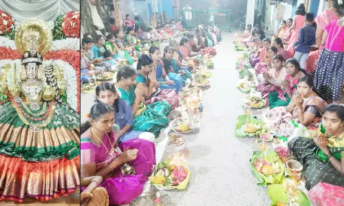 மாரியம்மன் கோவிலில் குத்துவிளக்கு பூஜை