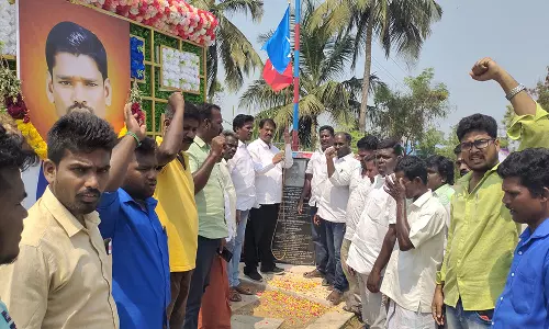 கடலூர் அருகே  விடுதலை சிறுத்தைகள் கட்சி கொடியேற்று விழா:  துணை மேயர் தாமரைச்செல்வன் பங்கேற்பு