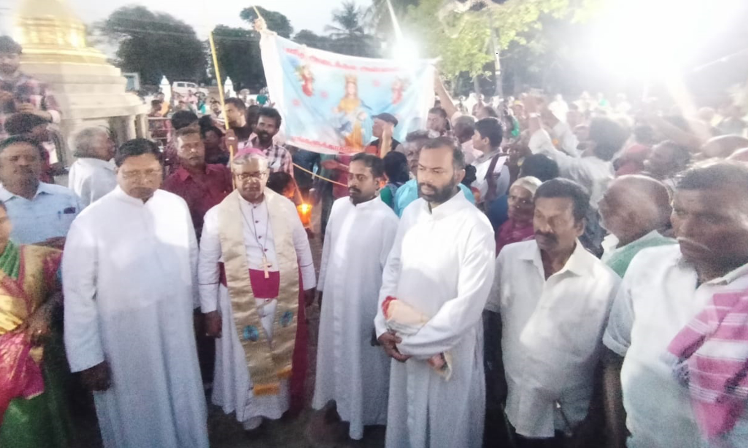 ஏலாக்குறிச்சியில் புனித அடைக்கல அன்னை ஆலய 292-ம் ஆண்டு பெருவிழா கொடியேற்றத்துடன் தொடங்கியது