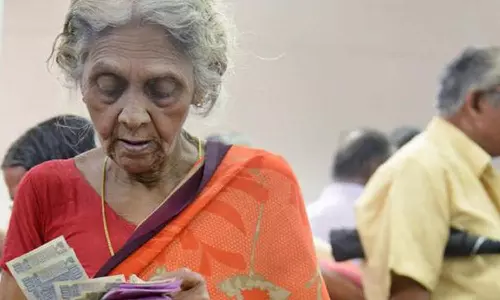 பழைய பென்ஷன் திட்டத்தை மீண்டும் நடைமுறைப்படுத்த வேண்டும் - ஆசிரியர் கூட்டணி வலியுறுத்தல்