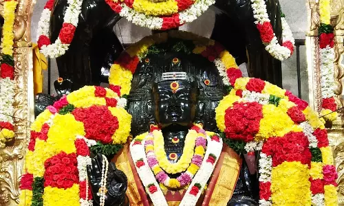 குருப்பெயர்ச்சி: காக்களூர் தட்சணாமூர்த்தி கோவிலில் சிறப்பு வழிபாடு