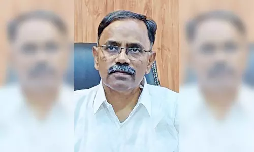 சீர்காழி சட்டைநாதர் கோவில் கும்பாபிஷேகத்துக்கு கலெக்டருக்கு அழைப்பு