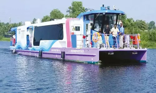 கொச்சியில் வாட்டர் மெட்ரோ திட்டம்- படகில் சென்று 11 தீவுகளை கண்டு ரசிக்கலாம்