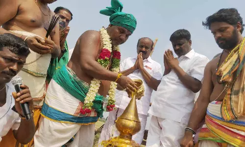 வேணுகோபால் பெருமாள் கோவில் கும்பாபிஷேகம்