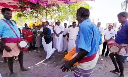 ஜிம்ப்ளா மேள கலைஞர்களுக்கு உதவித்தொகை வழங்க கோரிக்கை
