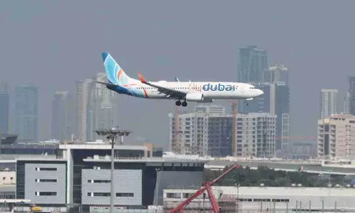 காத்மாண்டுவில் இருந்து துபாய் புறப்பட்ட விமானத்தில் திடீர் தீ விபத்தால் தரையிறக்கம்