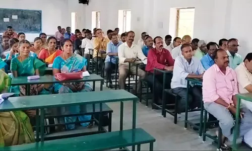 பத்தாம் வகுப்பு விடைத்தாள் மதிப்பீடு குறித்த ஆலோசனை கூட்டம்