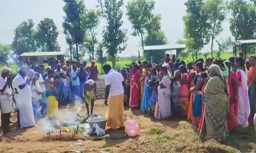 நல்லேர் பூட்டி விவசாயிகள் வழிபாடு