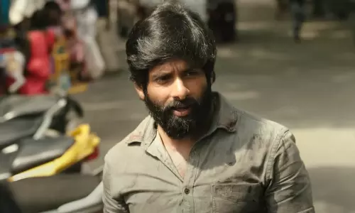 நம்ம எதிரி பெருசா இருந்தா தான் எதிர்காலம் பெருசா இருக்கும்.. வைரலாகும் டைனோசர்ஸ் டிரைலர்