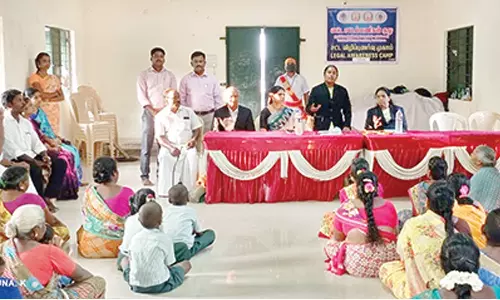 கும்பகோணம் அருகே சட்ட விழிப்புணர்வு முகாம்