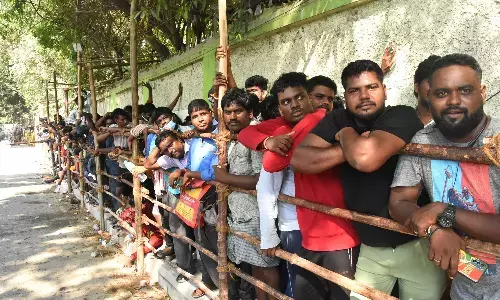 சி.எஸ்.கே, பஞ்சாப் அணிகள் 30ம் தேதி மோதல் - சேப்பாக்கத்தில் இன்று டிக்கெட் விற்பனை சி.எஸ்.கே, பஞ்சாப் அணிகள் 30ம் தேதி மோதல் - சேப்பாக்கத்தில் இன்று டிக்கெட் விற்பனை