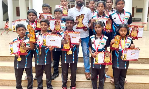 மாநில சிலம்ப போட்டியில் கமுதி மாணவர்கள் முதலிடம்
