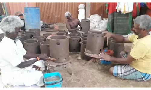 நாப்கின் எரிக்கும் சூலா அடுப்புகள்