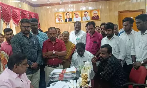 அமைச்சர் நமச்சிவாயத்துடன்மாணவர் கூட்டமைப்பினர் சந்திப்பு