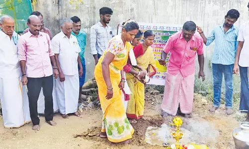 கரூப்பூரில் ரூ.15 லட்சம் மதிப்பில் மகளிர் சமுதாய கூடம்